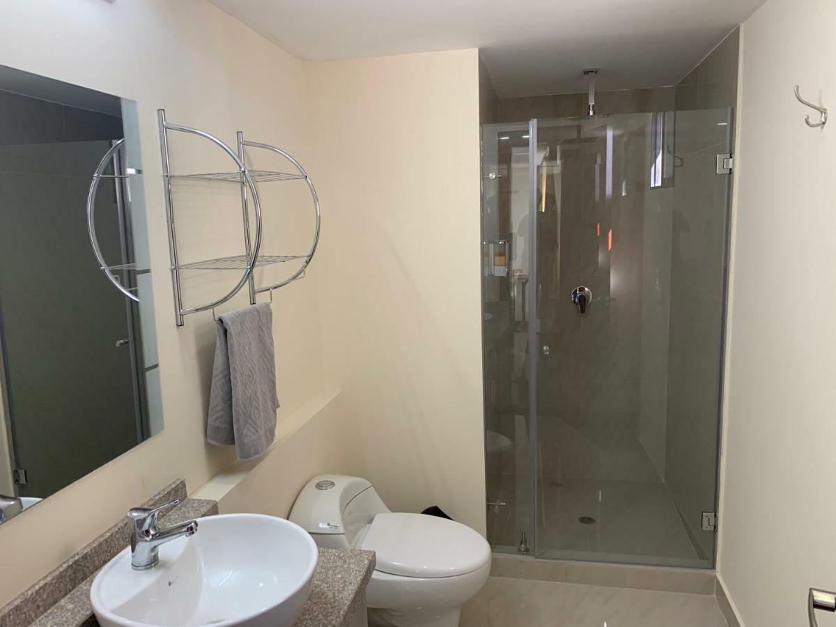 Los Angeles Stay Inn Quito Ngoại thất bức ảnh